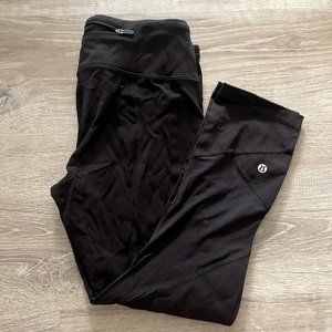 [Lululemon] Pace Rival Crop 22" sz 6